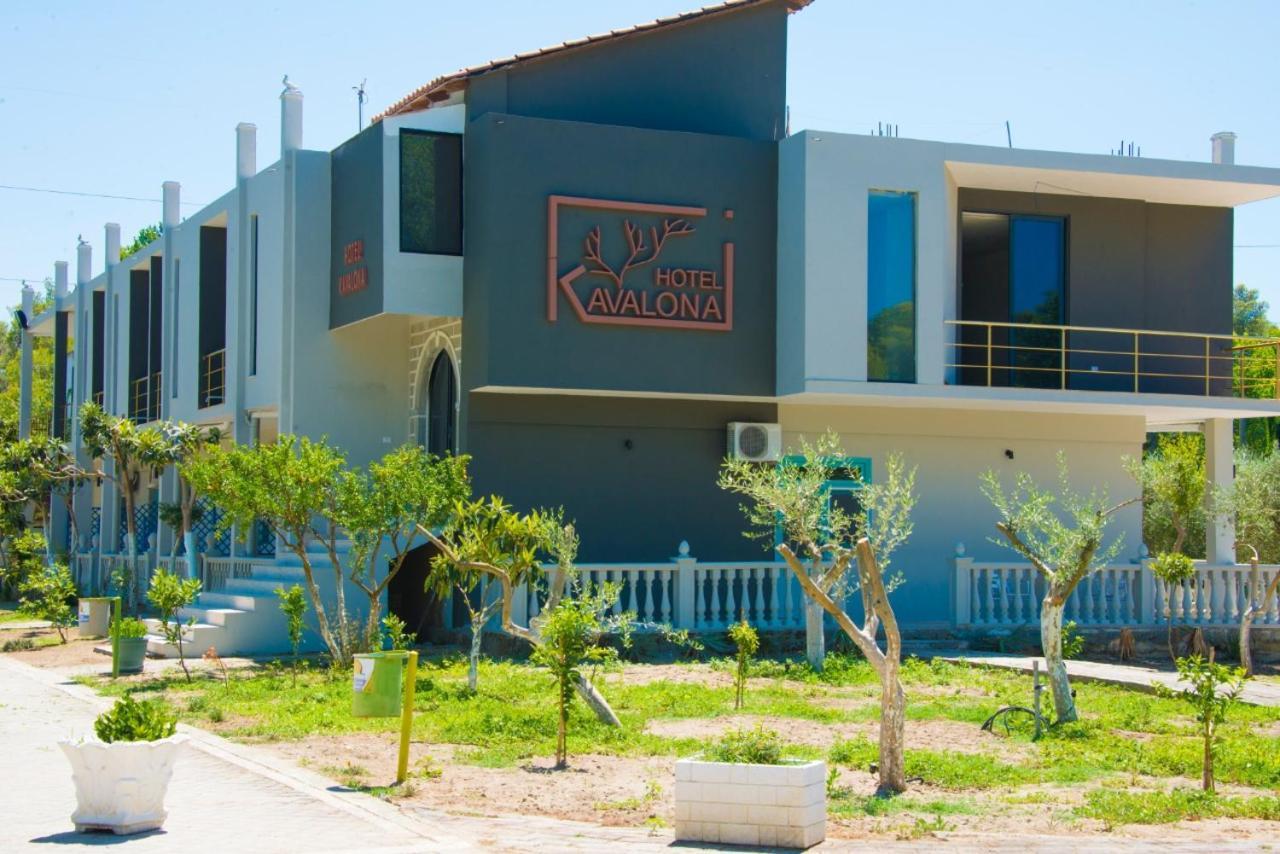 Kavalona
