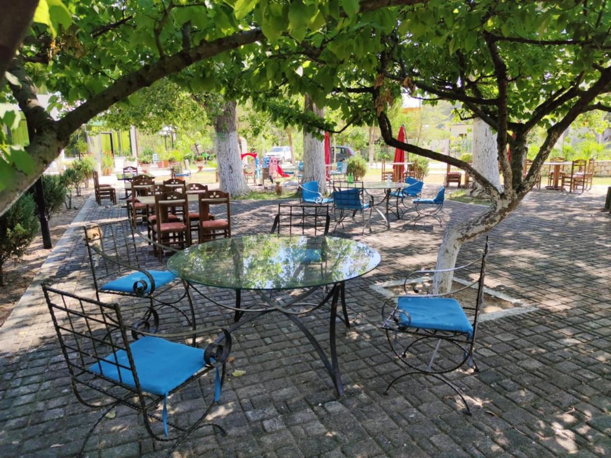 Hotel Kavalona 3*