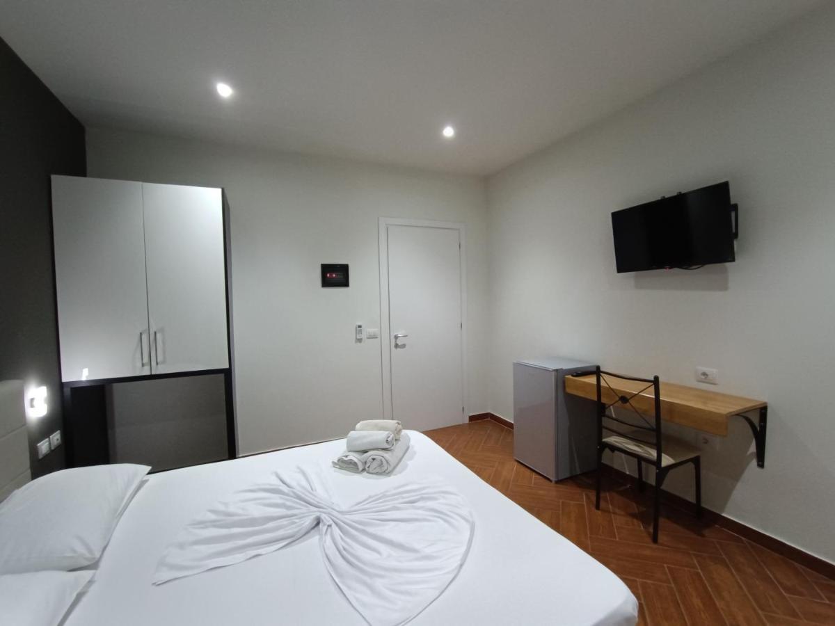 Kavalona Hotel
