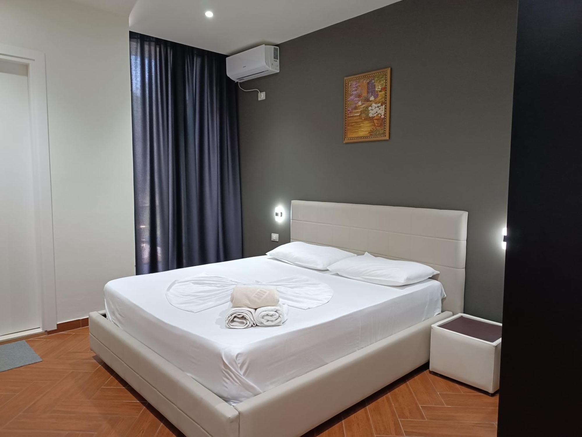 Hotel Kavalona 3*