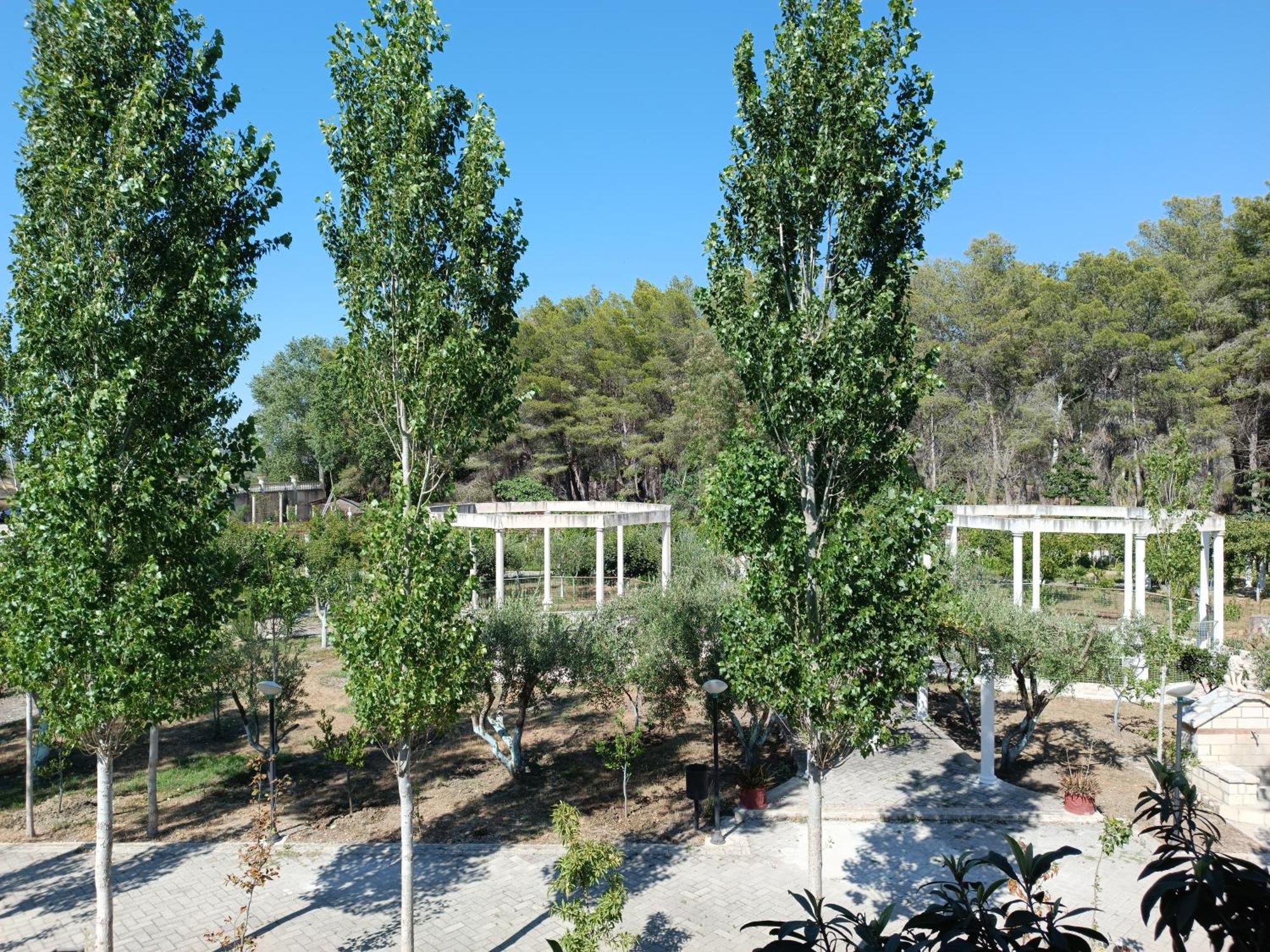 Kavalona 3* Wlora