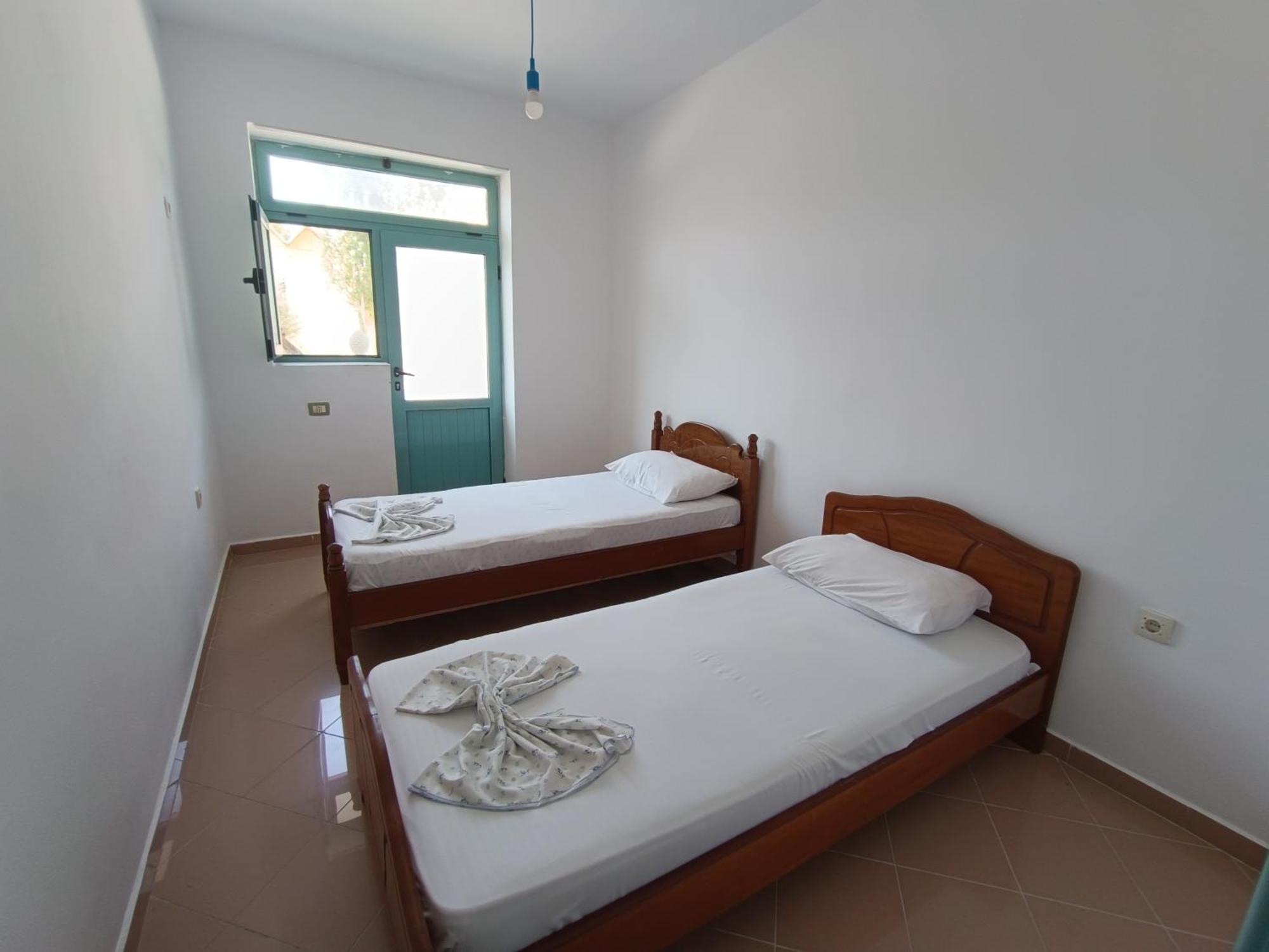 Kavalona 3*